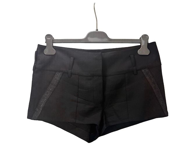 Saint Laurent Shorts aus schwarzer Schurwolle