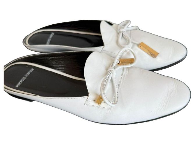 Pierre Hardy Mules de couro branco