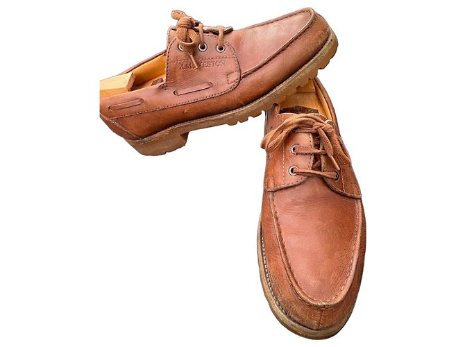 J.M. Weston 620-11 Scarpe da barca in pelle marrone
