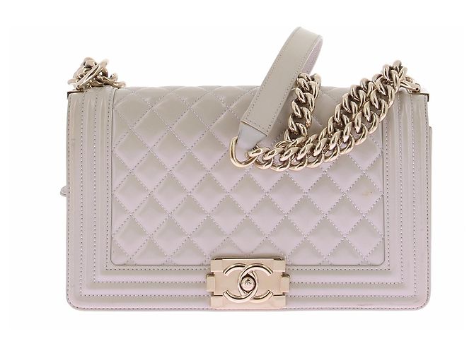 Chanel Sac "Boy" en cuir beige