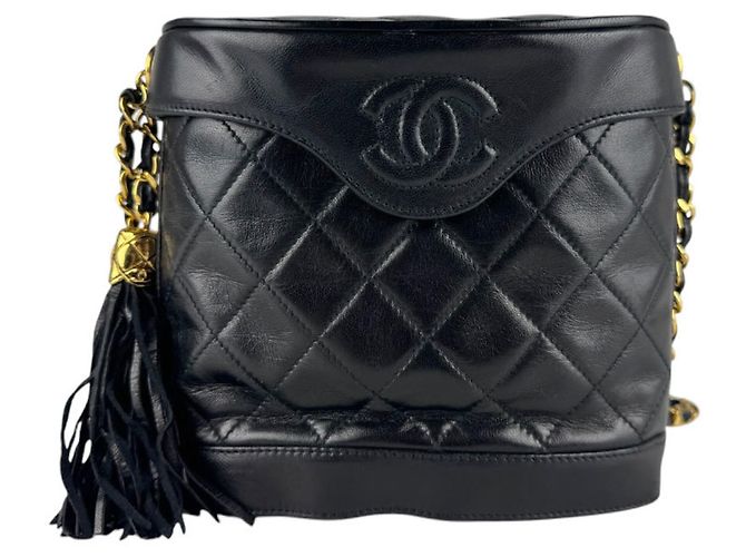 Borsa a tracolla Chanel in pelle nera Nero