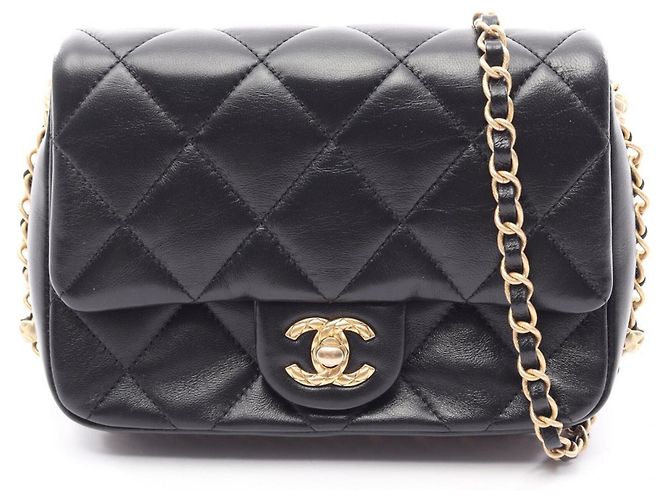 Timeless Borsa a Spalla Chanel Matelassé Small Flap Nero