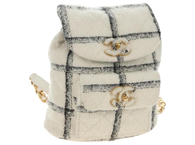 CHANEL Matelasse Chain Backpack Wool Tweed Ivory Gold CC Auth 181919SM Golden Cream