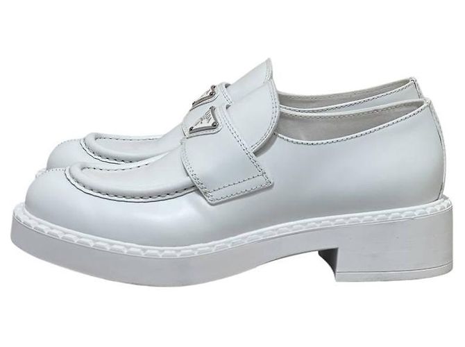Prada White Leather Platform Oxfords - Damen Größe 38.5, gebraucht