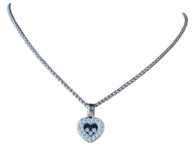 Colar Chopard Happy Diamonds Coração em ouro branco 750 Prata
