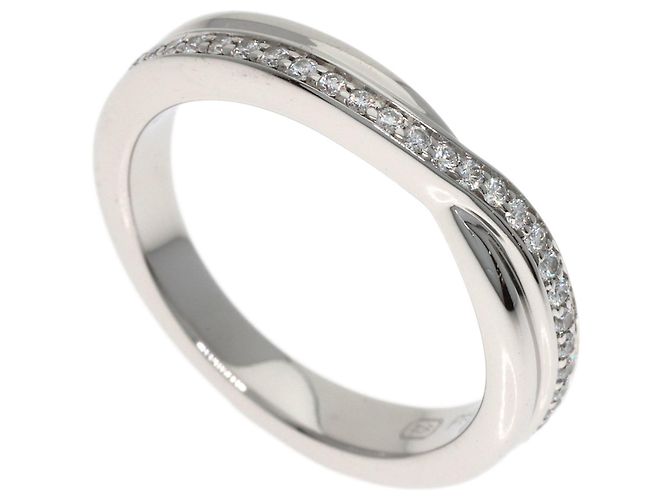 Harry Winston Trist One Row Diamond Ring Ring