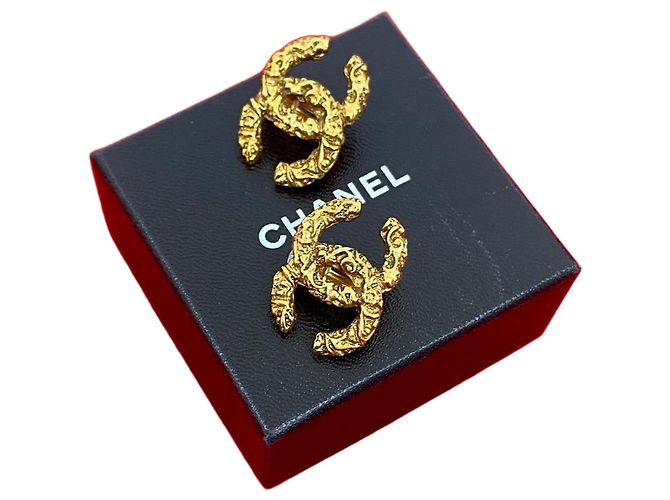 Boucles d'oreilles Chanel Coco Mark dorées