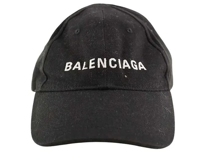 Balenciaga Boné preto