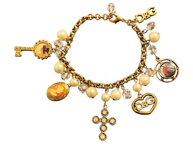 Pulseira Dolce & Gabbana Camafeu Estilo Vitoriano Dourada Dourado