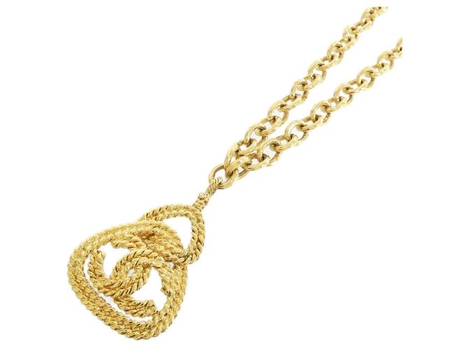 Timeless Colar Chanel Dourado