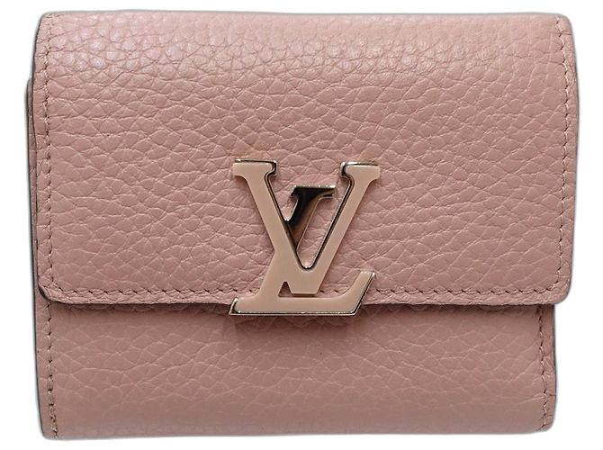 Cartera compacta Capucines en piel Taurillon rosa Louis Vuitton