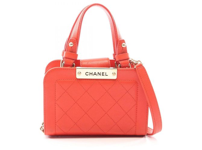 Chanel Matelassé Lederhandtasche Rot