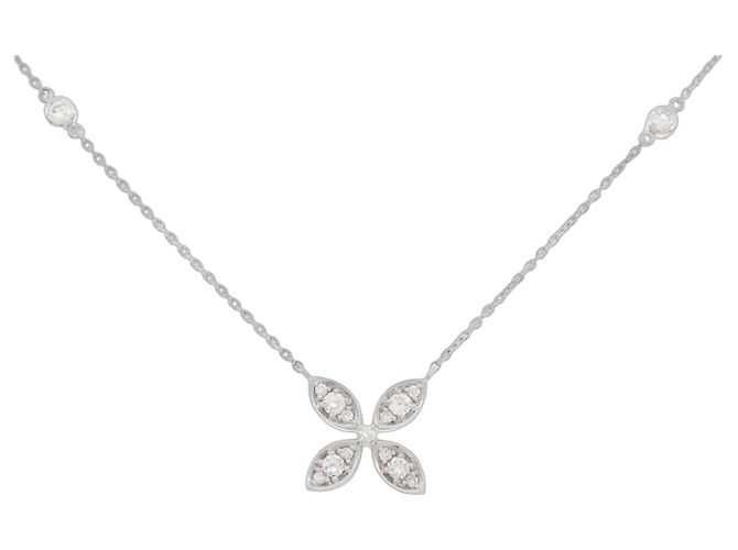 Autre Marque Collana in platino e diamanti Argento