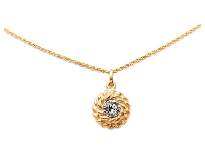 Collana con pendente Chanel placcata oro D'oro