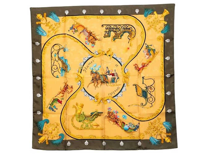 Sciarpa Carré 90 Plumes et Grelots Hermès D'oro Verde