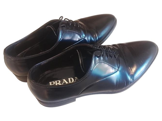 Scarpe eleganti Prada in pelle nera Nero