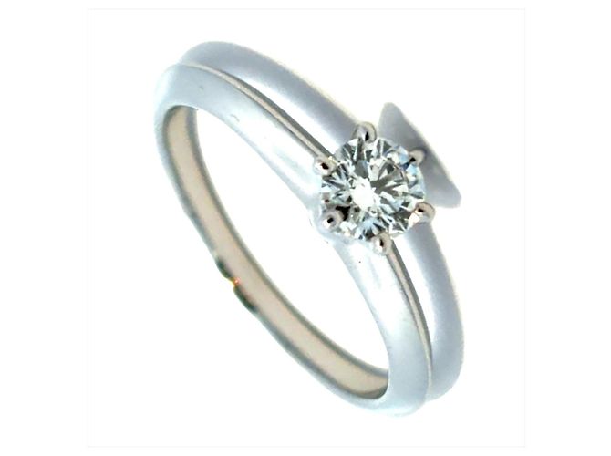 Tiffany & Co. Solitärring aus Platin