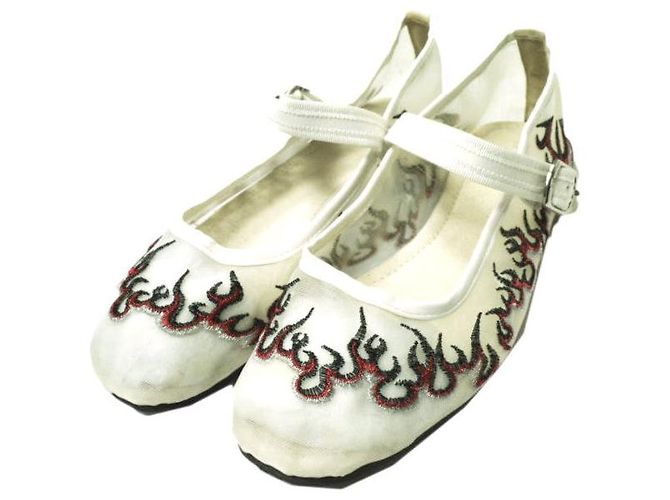 Autre Marque Mrs ROSE Bestickte Tüll-Kung-Fu-Schuhe Weiß