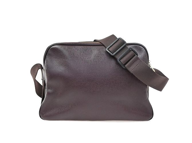 Louis Vuitton Reporter Taiga Leather PM Marron