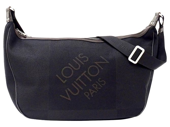 Louis Vuitton Damier Geant Men's Shoulder Bag Black