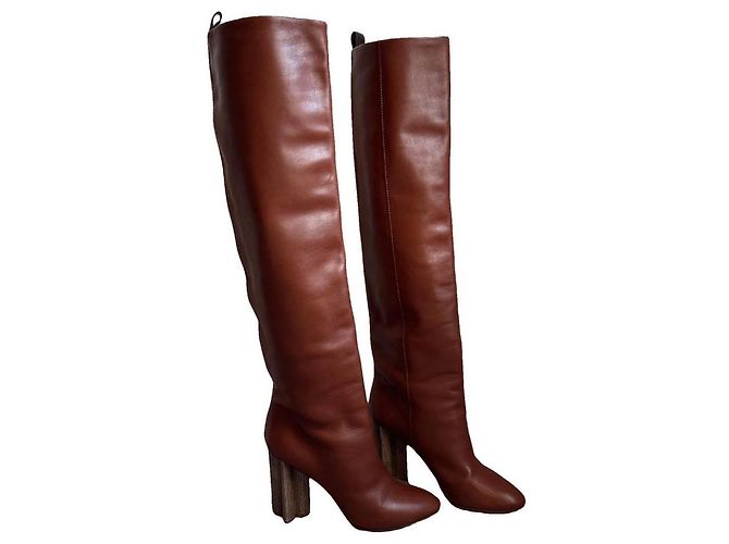 Louis Vuitton Botas altas de cuero marrón Castaño