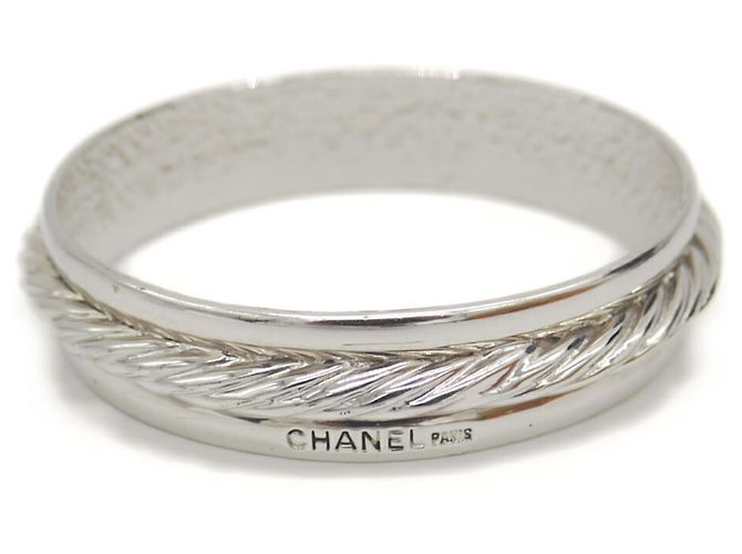 Bracelet jonc Chanel en argent