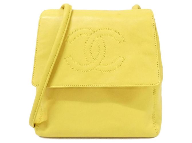 Borsa a tracolla in pelle gialla Chanel Giallo
