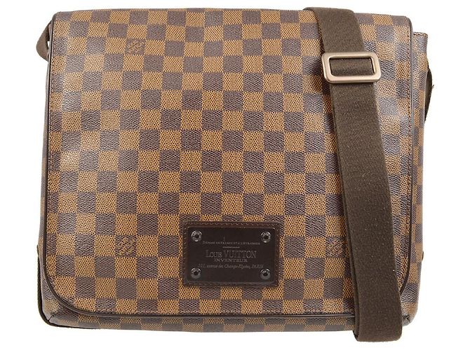 Louis Vuitton Brooklyn Damier Ebene MM Marrom