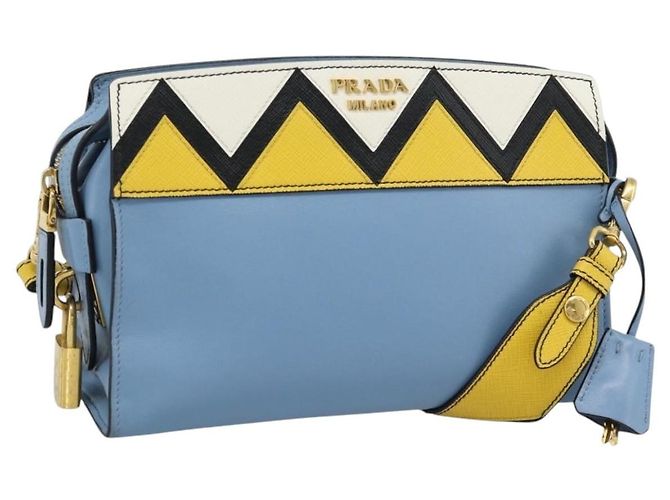 Bolsa de Ombro PRADA em Couro Azul Claro Dourado Auth ka4742M