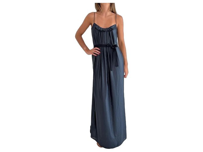 L'Agence Maxi-Kleid mit Rüschen und Gürtel Marineblau