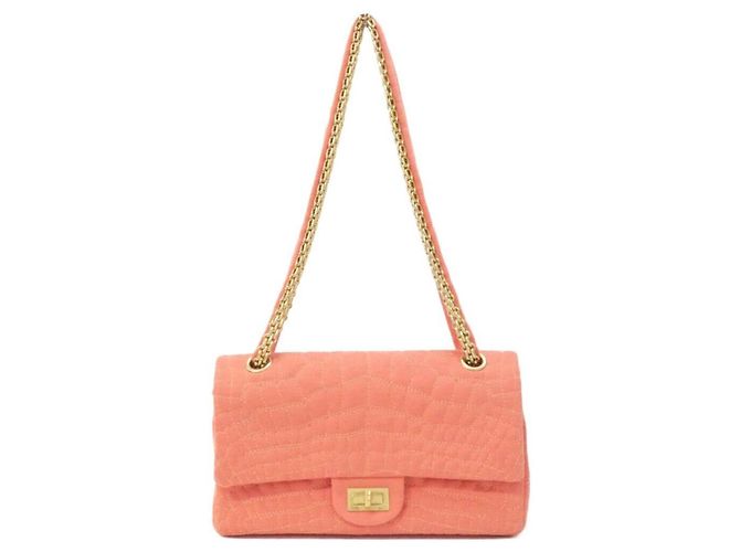 Bolsa de ombro Chanel em lona rosa