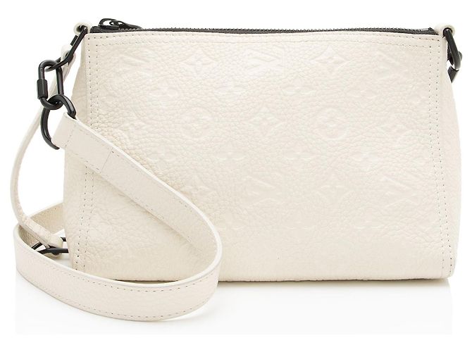 Louis Vuitton Monogram Empriente Triangle Messenger Preto