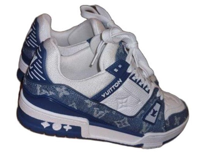 Baskets Louis Vuitton Monogram Denim Blanc et Bleu