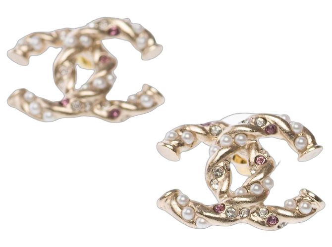 Brincos Chanel CC com pérolas e strass dourados