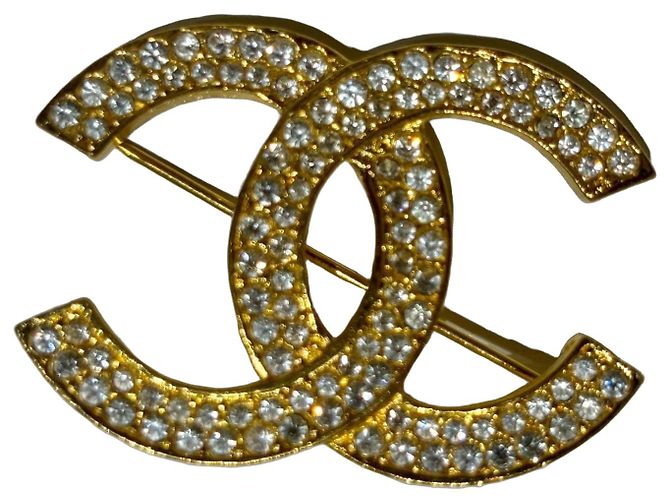 Broche Chanel CC Dourado com Cristais