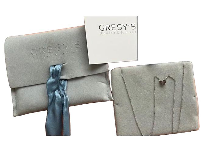 Autre Marque Gresy's 18K Weißgold Halskette mit Diamant-Herzanhänger Silber Hardware