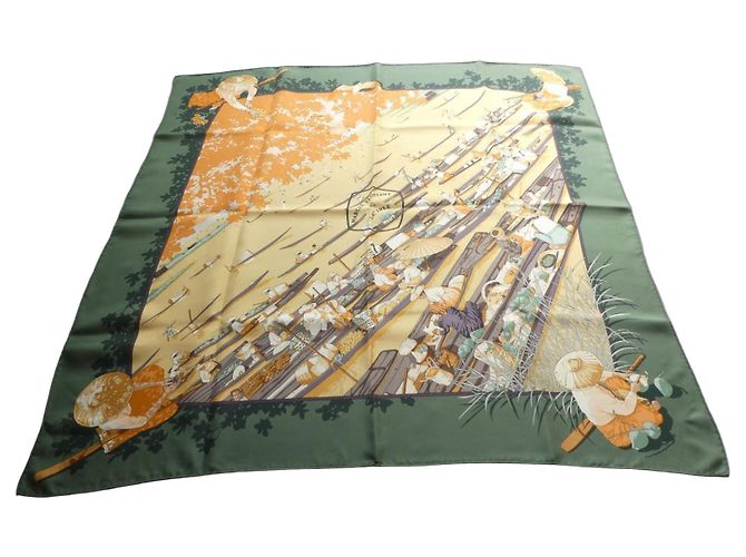 Hermès Pañuelo de seda "Marché flottant du Lac Inlé" Castaño Blanco Beige Verde Naranja