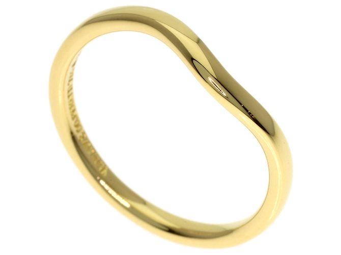 Anillo de banda curva en oro amarillo de 18K de Tiffany & Co.