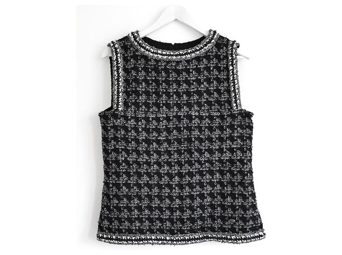 Chanel Fall 2017 Houndstooth Tweed Sleeveless Top Black Silvery