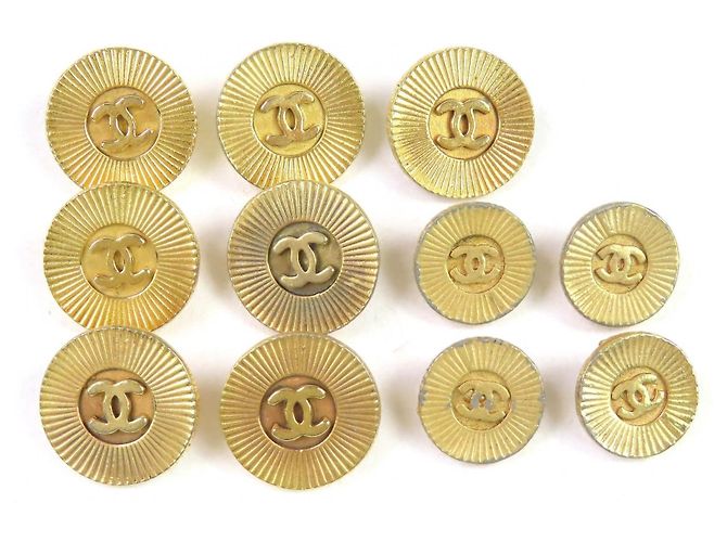 Classique Bouton Chanel COCO Doré