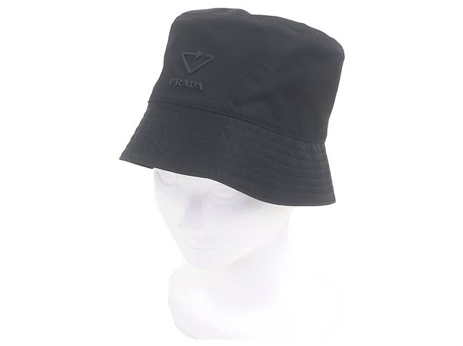Prada Triangle logo Re-Nylon Hat Black