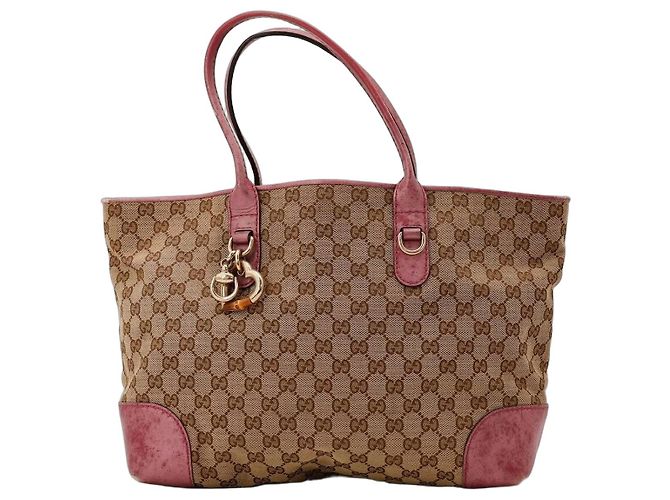 Gucci Bolsa Tote Monogram Canvas com Pingente de Coração Marrom Rosa