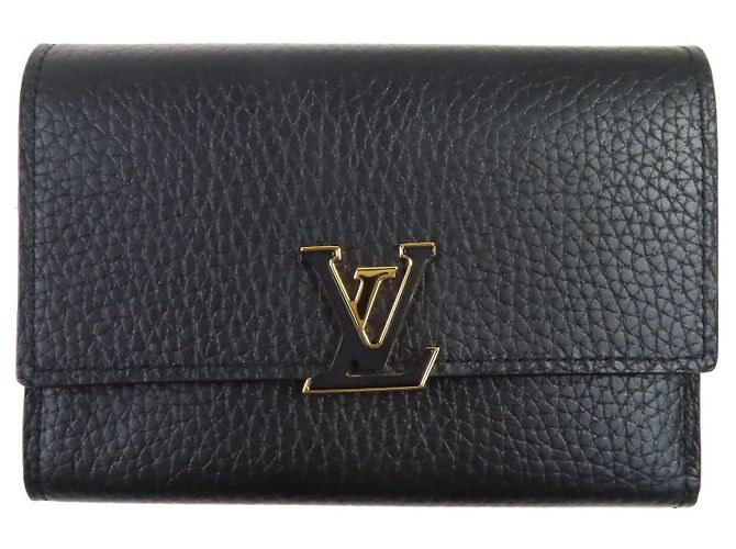 Louis Vuitton Portefeuille Compact Taurillon Clemence Bifold Wallet Black