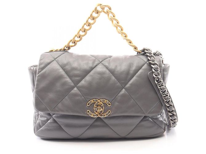 Chanel 19 Dixneuf Matelassé Bolsa de Ombro 2-Way Marrom