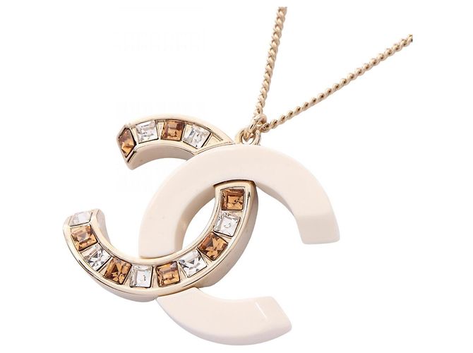 Collar Chanel Coco Mark Blanco Dorado