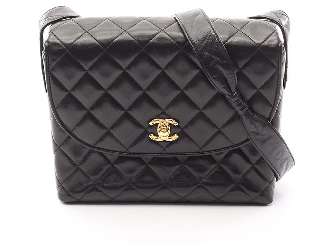 Timeless Borsa a Spalla Chanel Matelassé Nero