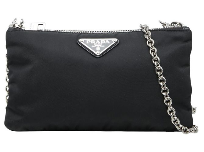 Borsa a tracolla con catena e placca con logo Triangle di Prada Nero