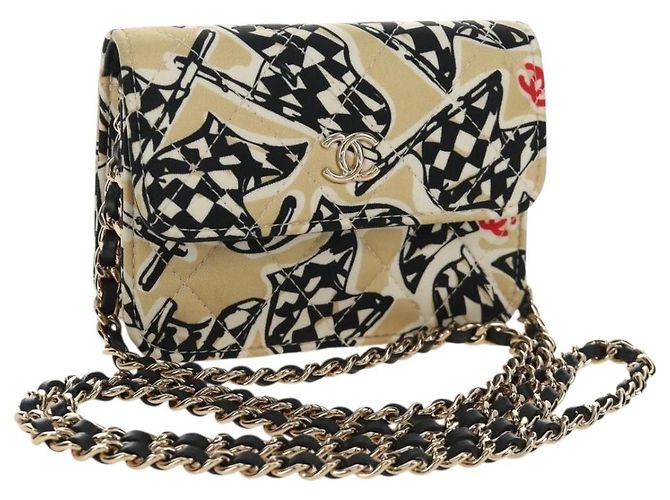 CHANEL ChainShoulderPouch Mini Matelasse 13 Bag Satin Beige Gold CC Auth 185928M Dorado