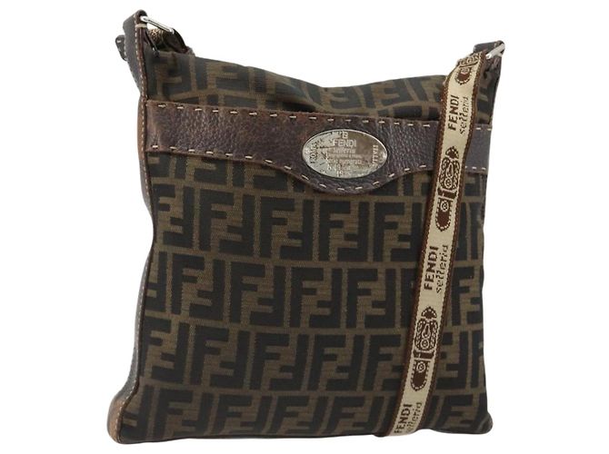 Bolso de Hombro FENDI Zucca Canvas Negro Marrón Auth 185685 Castaño