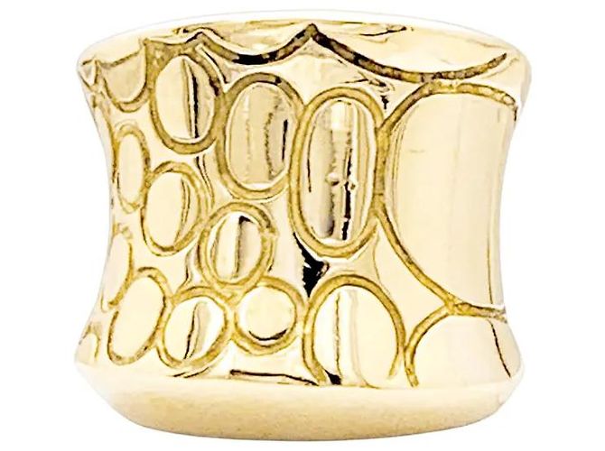 Anillo Pomellato "Cocco" en oro amarillo.